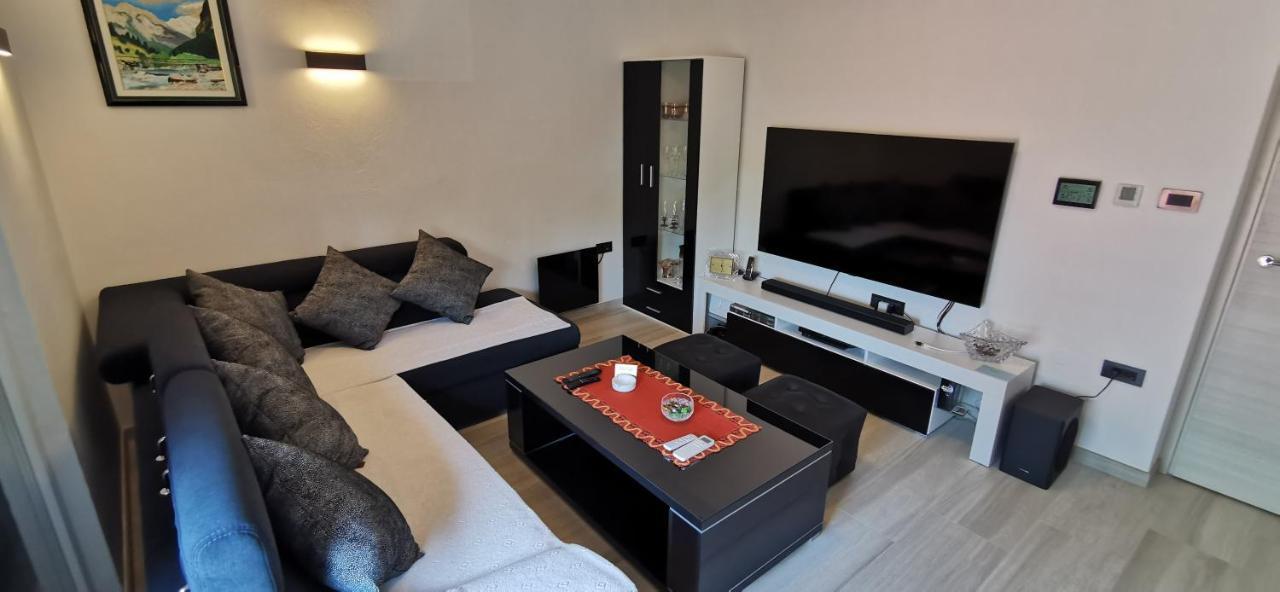 Apartman Perunika Selce Exterior foto