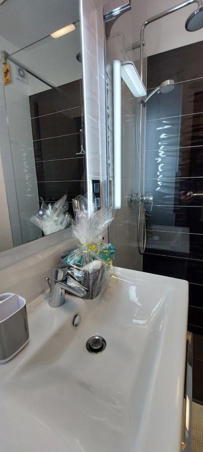 Apartman Perunika Selce Exterior foto